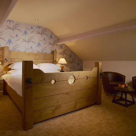 Πανσιόν Moss Grove Organic 5*