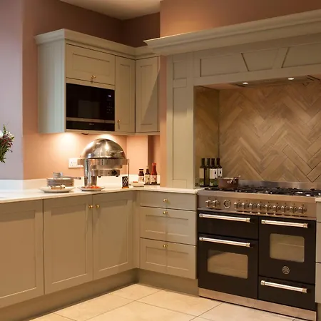 Πανσιόν Moss Grove Organic