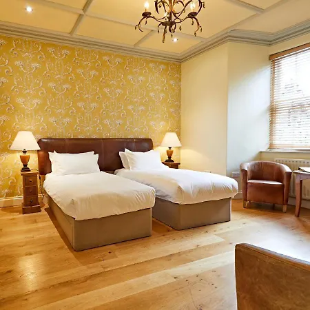 Πανσιόν Moss Grove Organic 5*