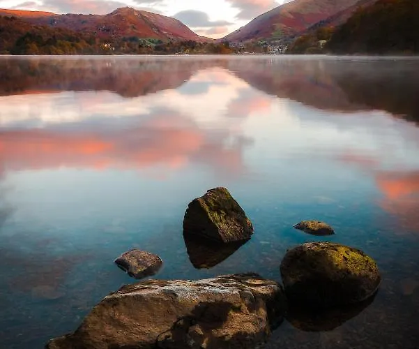 Moss Grove Organic 5* Grasmere